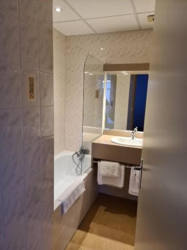 Hotel Des Roches Saint-Flour  Dış mekan fotoğraf