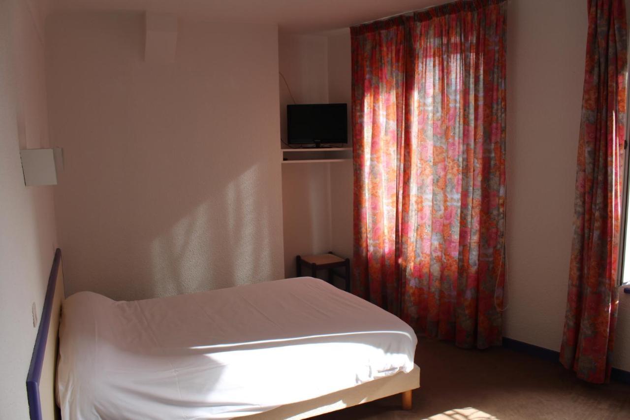 Hotel Des Roches Saint-Flour  Dış mekan fotoğraf